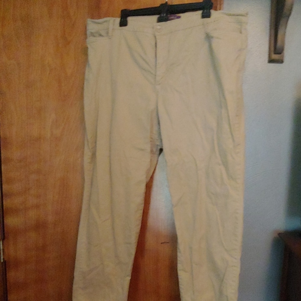 Khakis boot leg